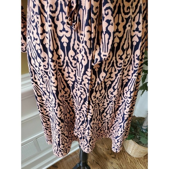 41 Hawthorn Faux Wrap Dress  Size M - Picture 3 of 11